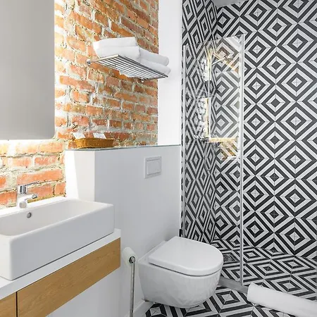 Rems City Center Apartment *