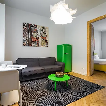 Rems City Center Apartment *